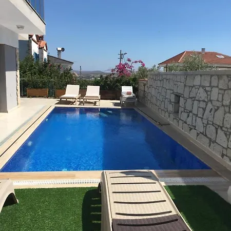 Nalyakonak Villa Alaçatı